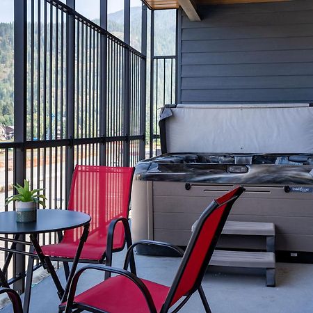 Alpine Haven By Revelstoke Vacations Apartamento Exterior foto